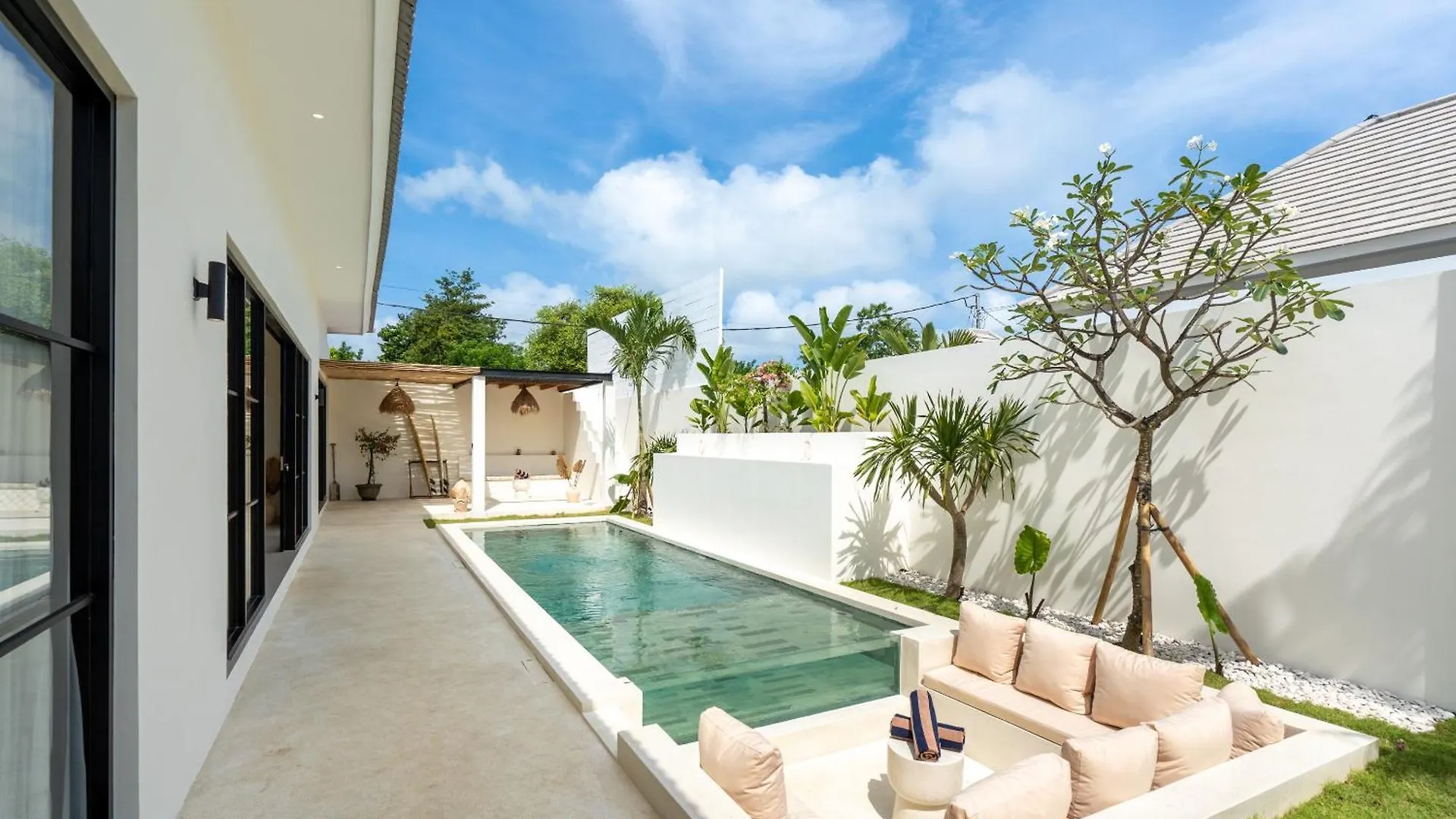 Complex Casa Jamu Villa Pecatu  Indonesia